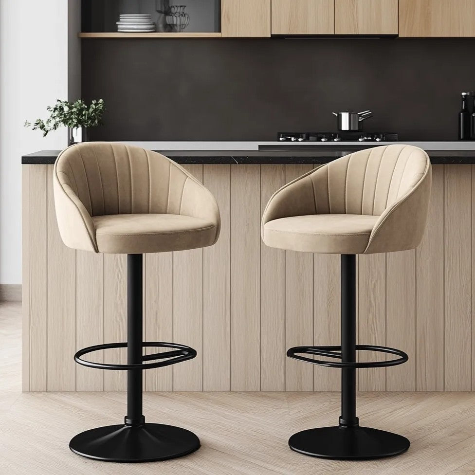 Chaises hautes, tabourets, pivotantes, fixes ou réglables en hauteur 