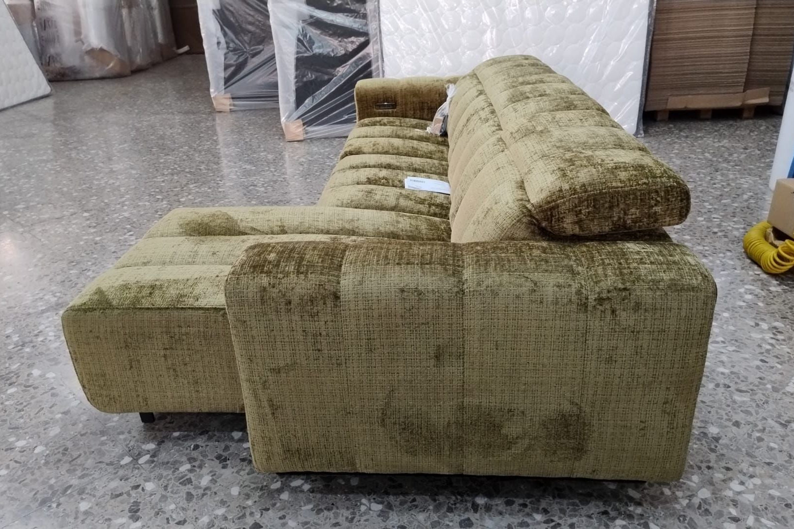 Photo fabricant canapé Arte Coté Méridienne